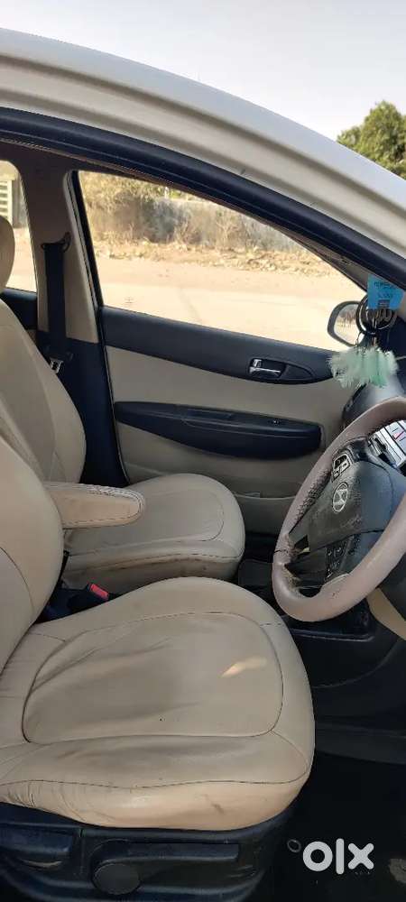 Hyundai I20 2012 Asta Top Modal Diesel Well Maintained