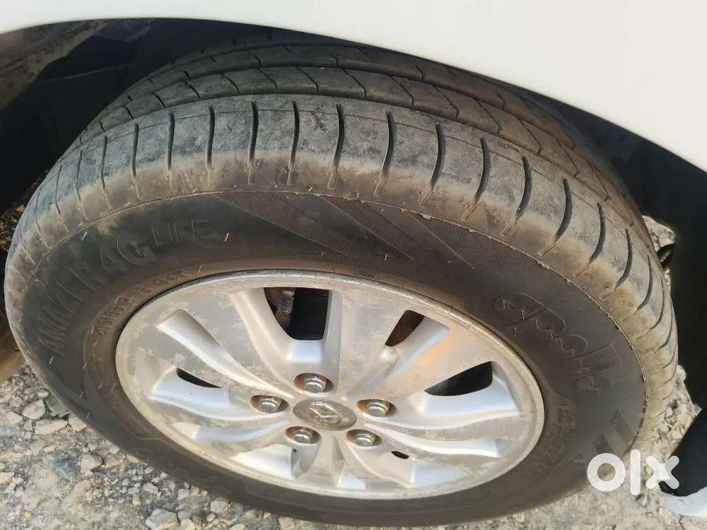 Toyota Innova 2015 Diesel 165784 Km Driven