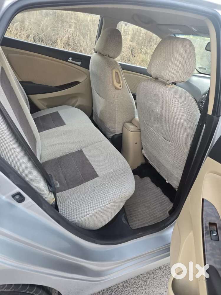 Hyundai Verna Fluidic 1.6 Vtvt Sx, 2016, Petrol