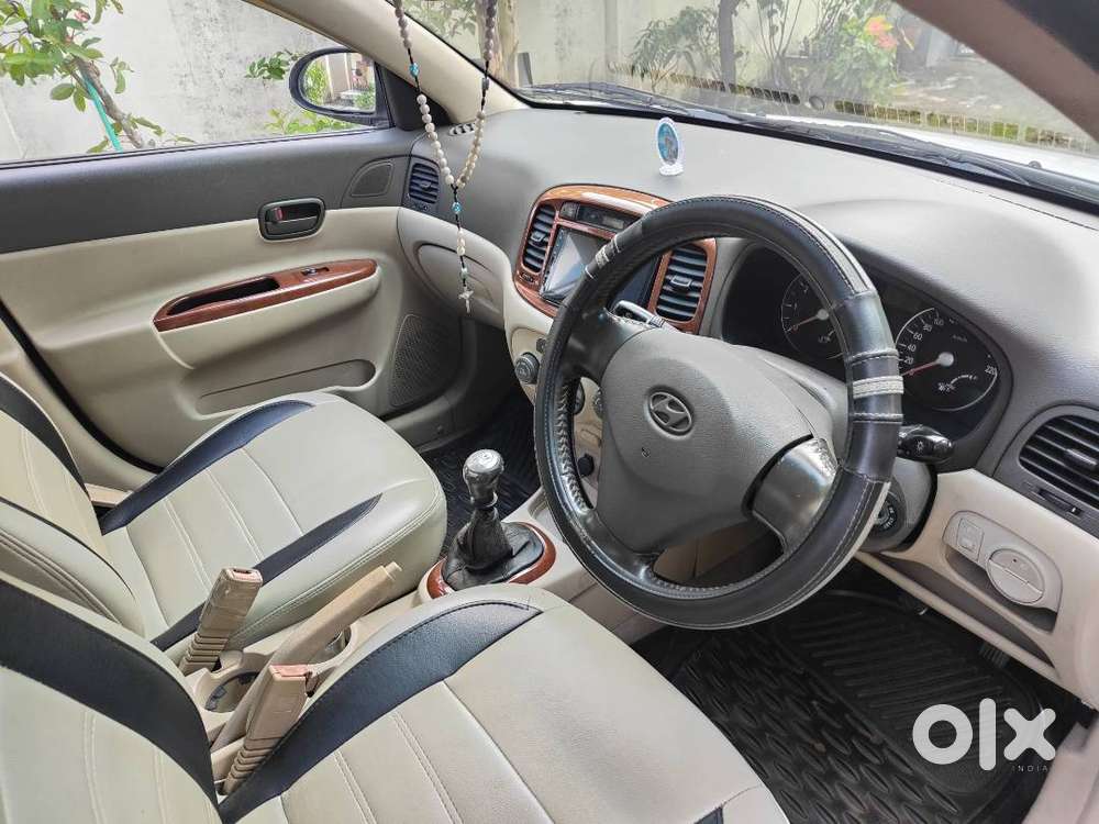 Hyundai 2009 Model 1.5 L Crdi  Vgt Sx( Urgent Selling)