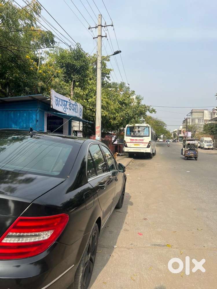 Mercedes-benz C Class 2012 Petrol Well Maintained