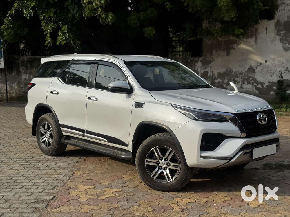 Toyota Fortuner [2021-ongoing] 2.8 2wd Diesel At, 2022, Diesel