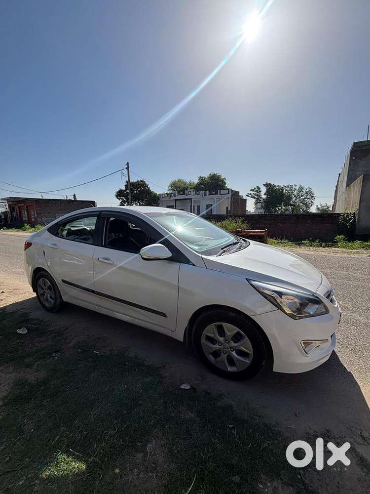 Hyundai Verna 2016 Diesel 102000 Km Driven
