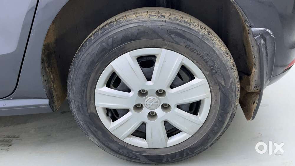 Volkswagen Polo Petrol Trendline 1.2l, 2015, Petrol