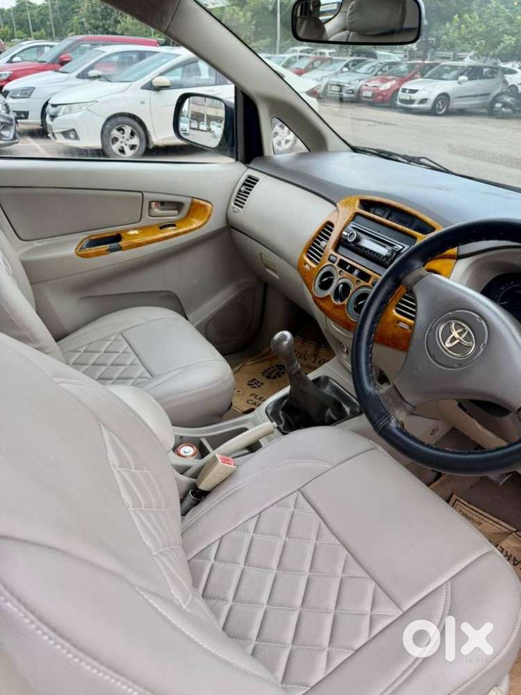 Toyota Innova 2.0 Gx 8 Str, 2009, Diesel