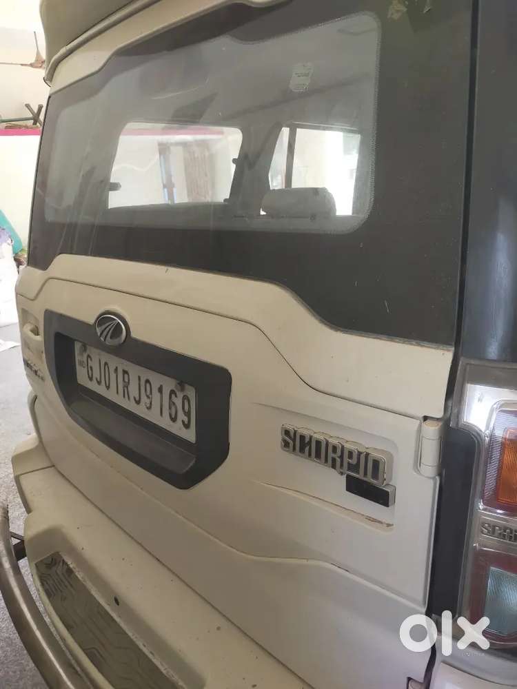 Mahindra Scorpio 2015 Diesel 100000 Km Driven