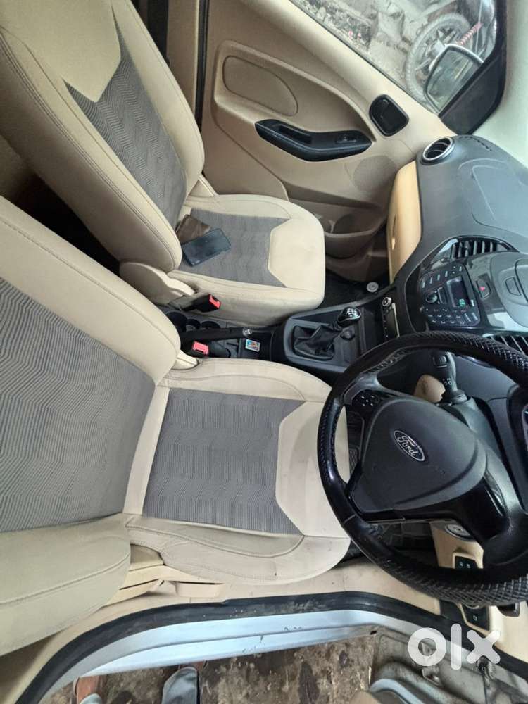 Ford Aspire Titanium Blu 2017 Dec27