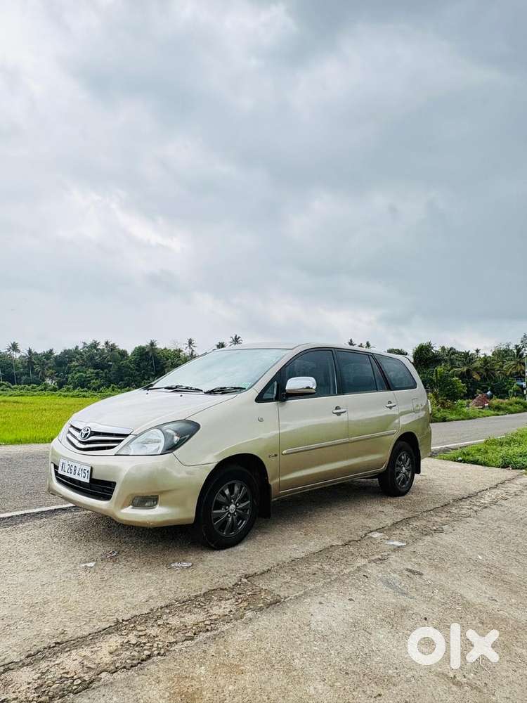 Toyota Innova 2.5 Ev Ps 8 Str, 2011, Diesel