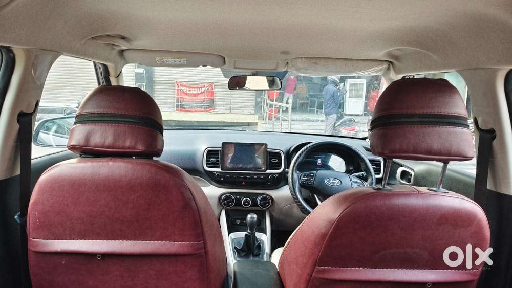 Hyundai Venue S 1.2 Petrol, 2023, Petrol