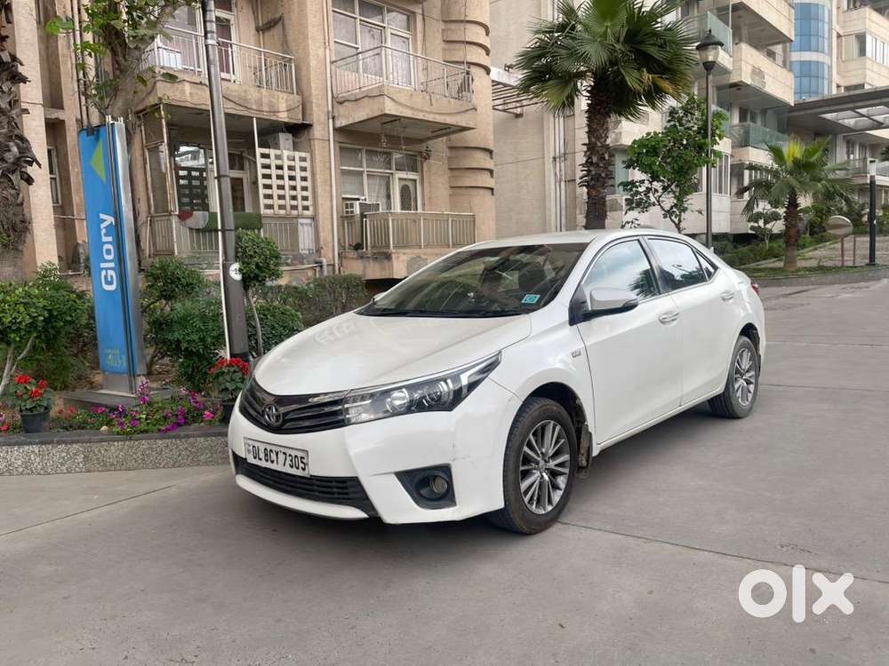 Toyota Corolla Altis 2016 Petrol Well Maintained