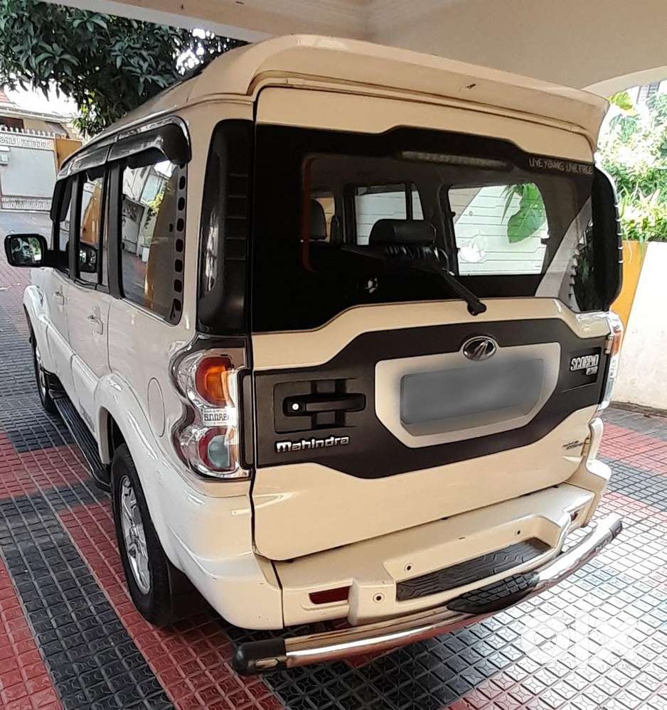 Mahindra Scorpio S10 Diesel 2015 Dec