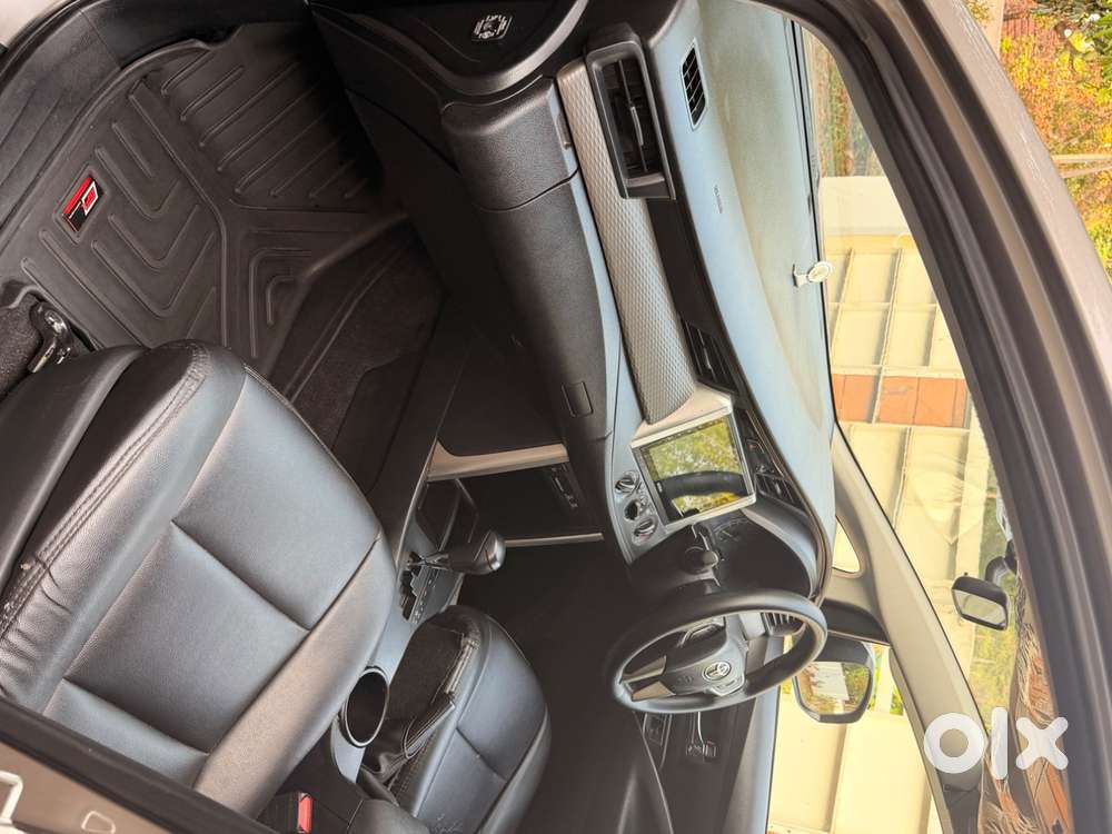 Toyota Innova Crysta 2018 Automatic