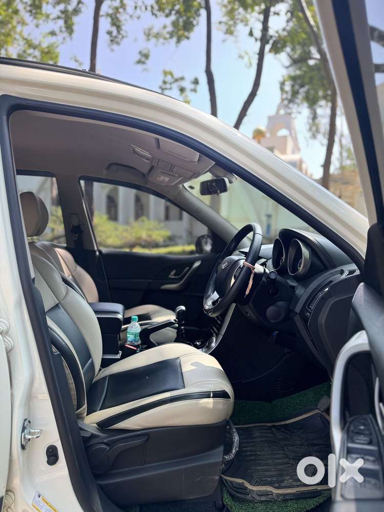Mahindra Xuv500 W7, 2020, Diesel