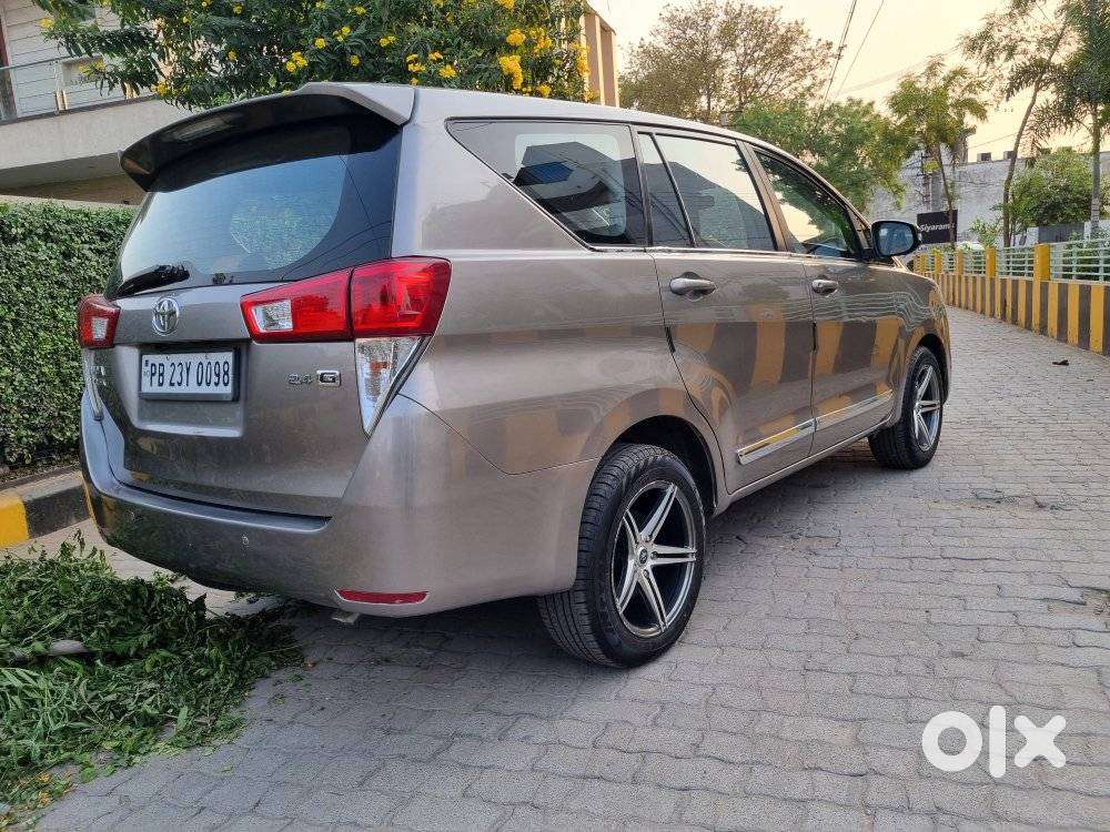 Toyota Innova Crysta 2.4 G Mt 7 Str, 2019, Diesel