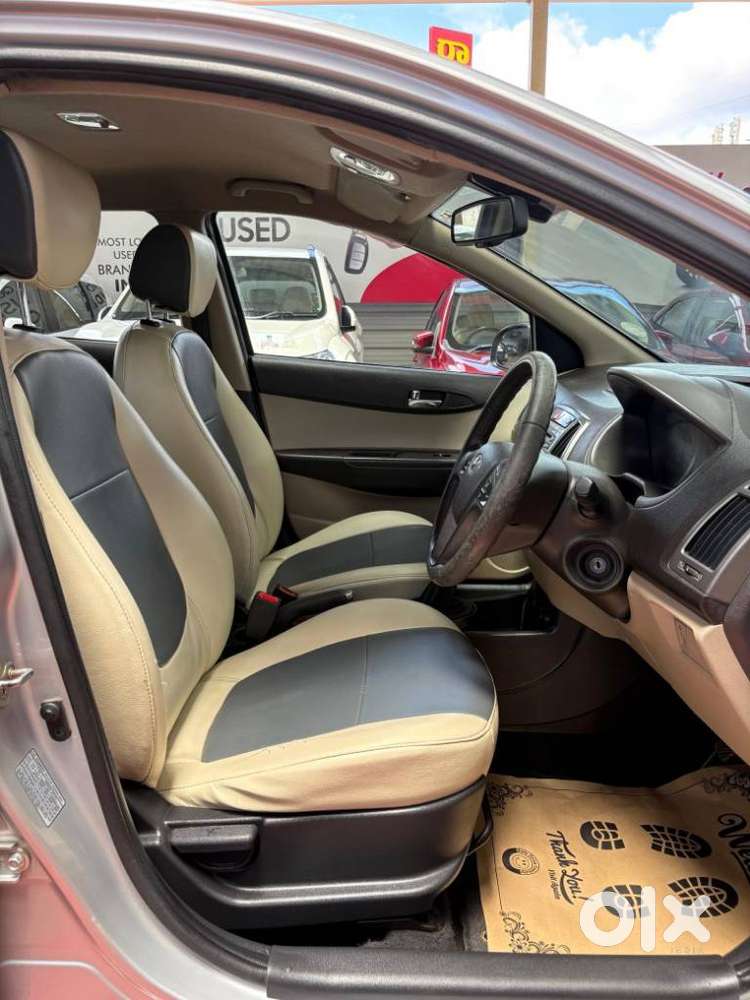 Hyundai I20 Sportz 1.2 Bs-iv, 2014, Petrol