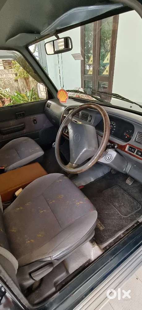 Toyota Qualis 2000 Diesel Well Maintained