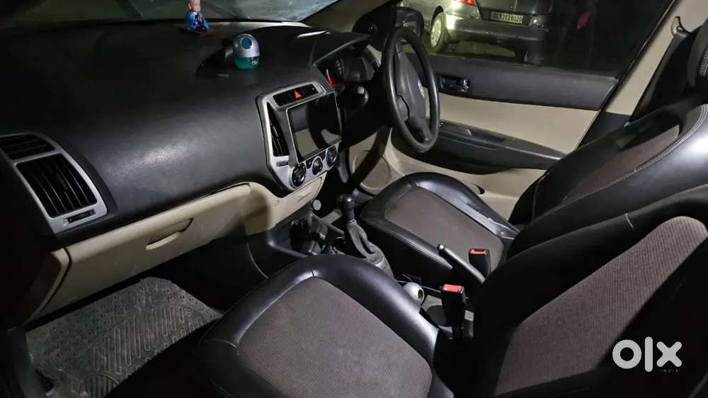 Hyundai I20 2013 Petrol Well Maintained