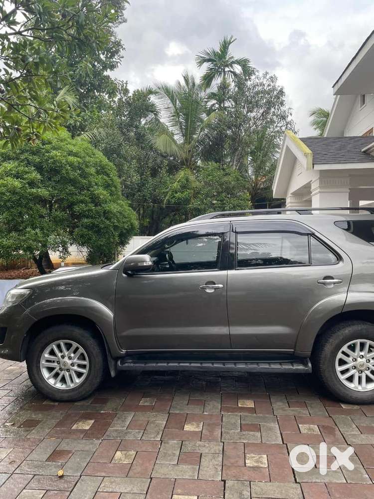 Toyota Fortuner 2014 Diesel 169000 Km Driven