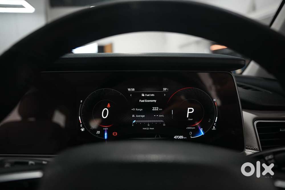 Mahindra Xuv700 2.2 Ax 7 Diesel At Luxury Pack Str, 2023, Diesel
