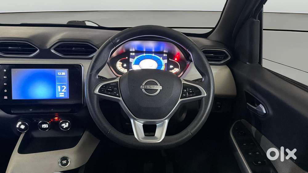 Nissan Magnite 1.0 Xv, 2022, Petrol