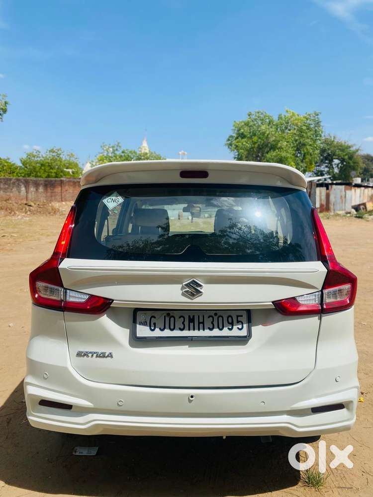 Maruti Suzuki Ertiga 1.4 Vxi Cng Anniversary Edition, 2022, Cng & Hy..
