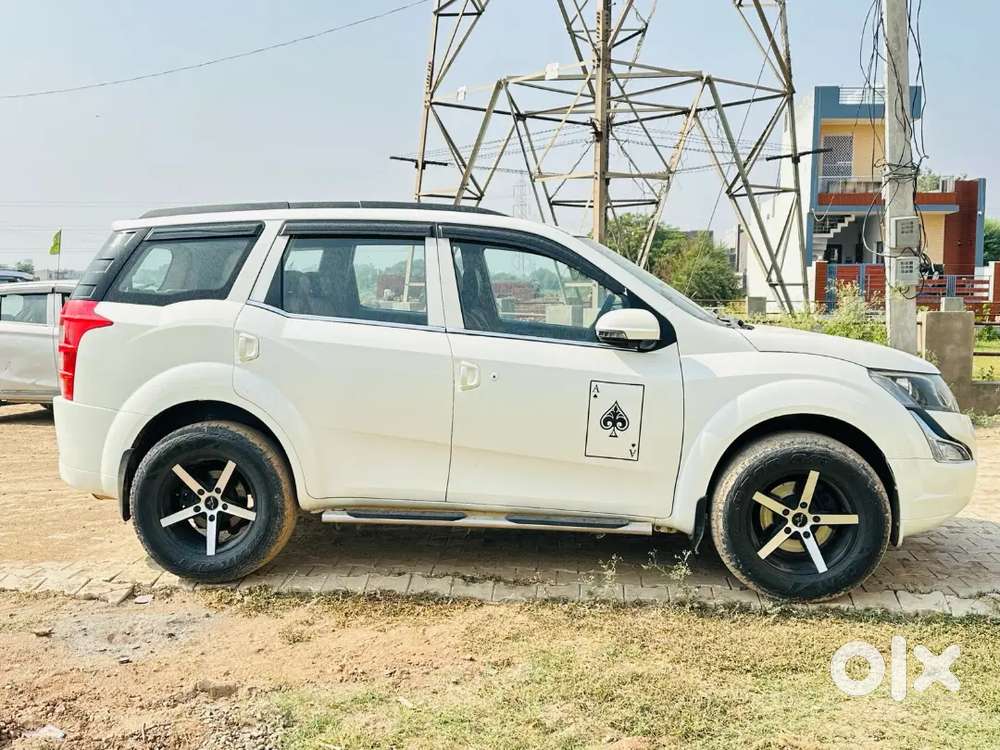 Mahindra Xuv500 2.2 W7 2017