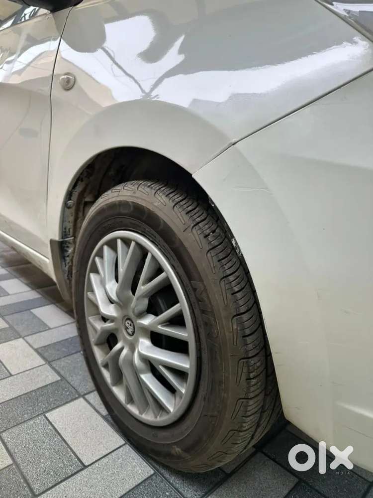 Remort Control Key  4 Tyre New  Very Good Condition