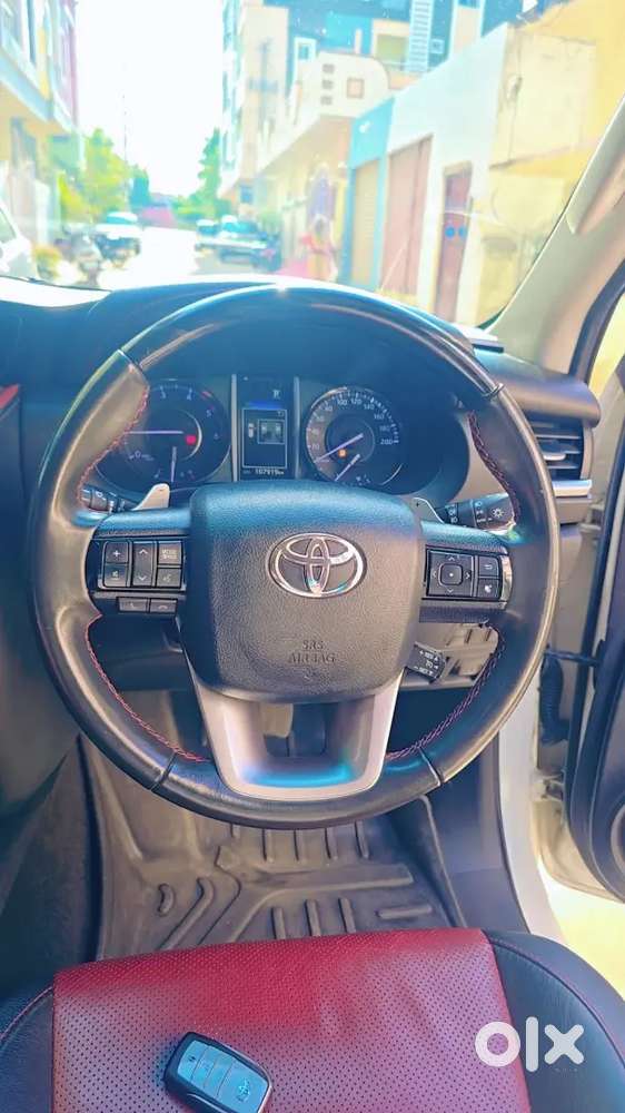 Toyota Fortuner Legender 4x4 2024