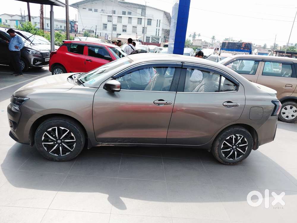 Maruti Suzuki Dzire 1.2 Zxi Plus, 2025, Petrol