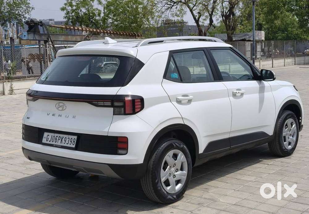 Hyundai Venue Sx, 2023, Petrol