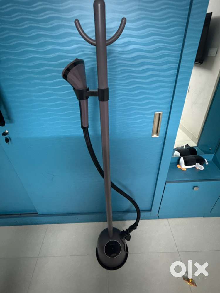 HAVELLS Fyber Standing Garment Steamer for clothes