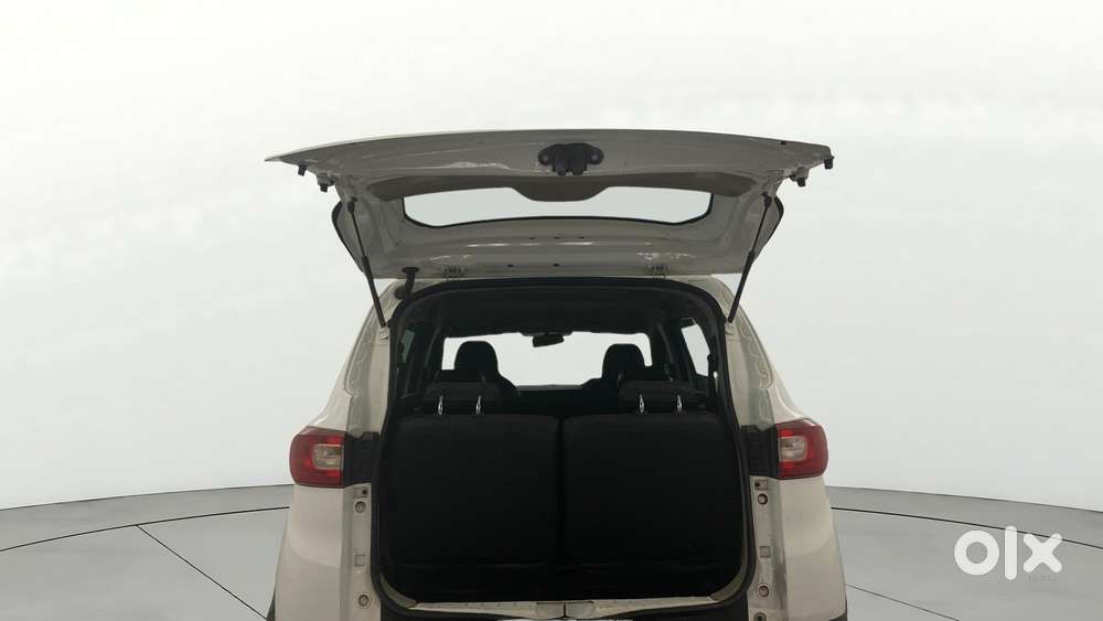 Renault Triber Rxl, 2021, Petrol