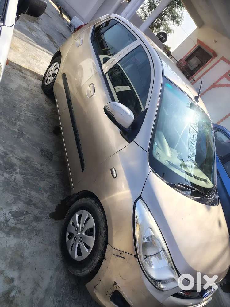 Hyundai I10 Sportz 2011
