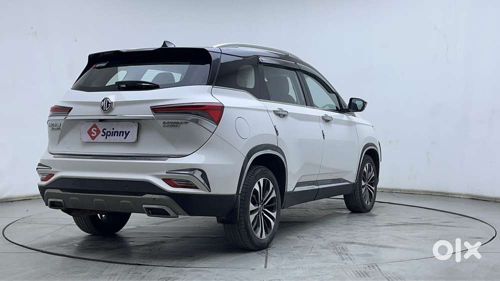 Mg Hector Plus 1.5 Sharp Turbo Cvt 6 Str, 2022, Petrol