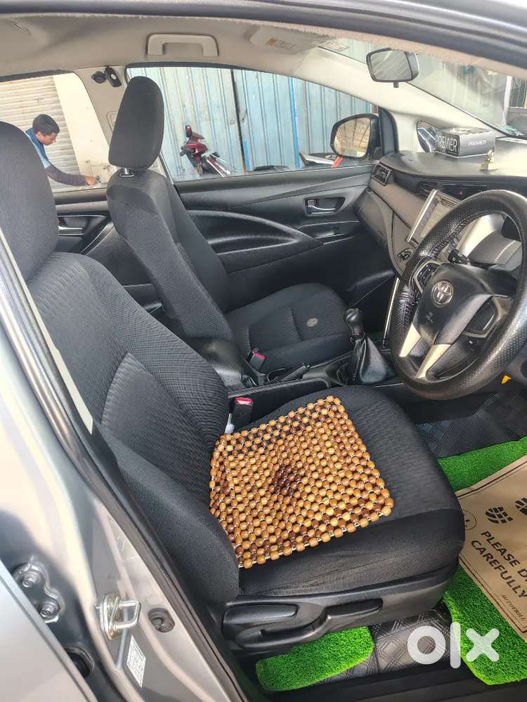 Toyota Innova Crysta 2.4 2019