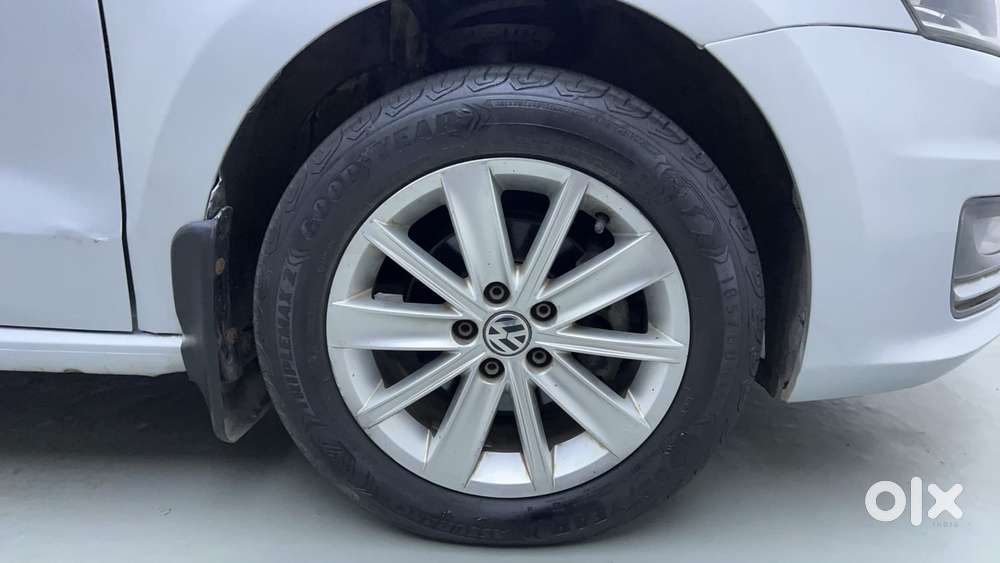 Volkswagen Vento 2010-2013 Petrol Highline, 2016, Petrol