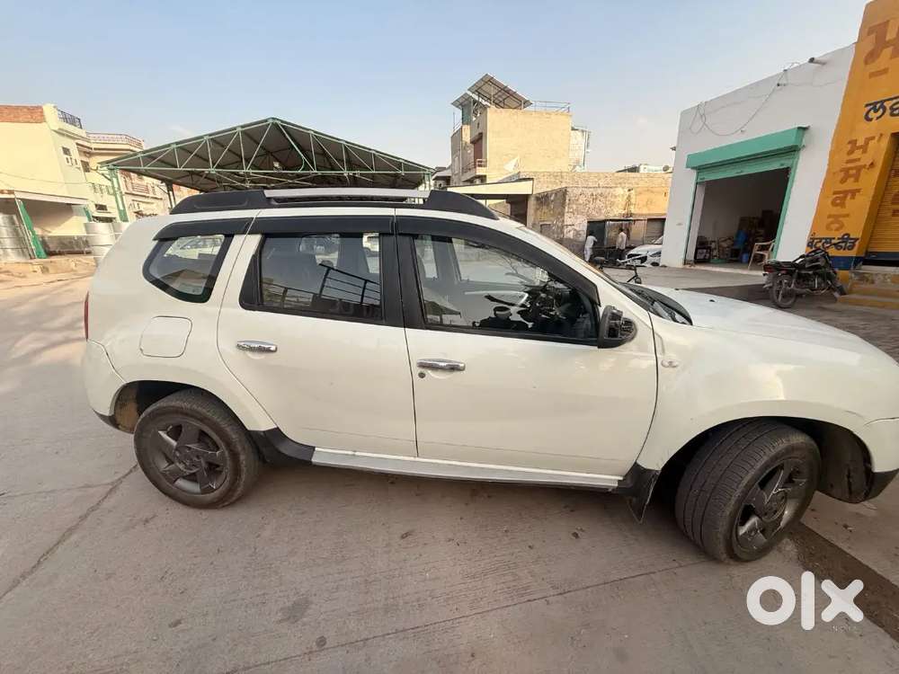 Renault Duster 2015 Diesel Well Maintained