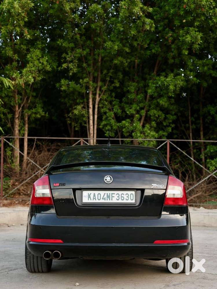Skoda Laura Vrs 2012
