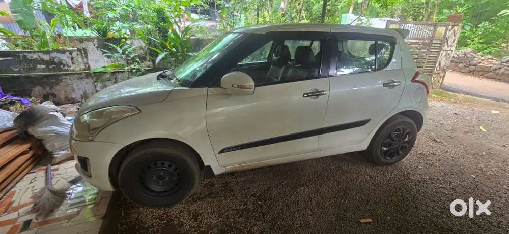 Maruti Suzuki Swift 2014 Diesel 96000 Km Driven