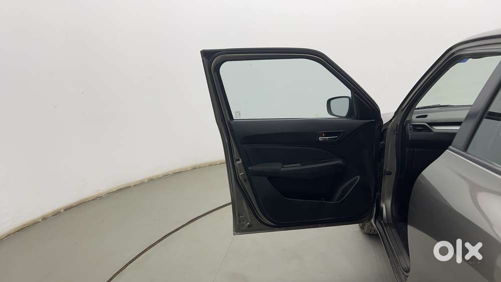 Maruti Suzuki Swift Vvt Vxi, 2022, Petrol