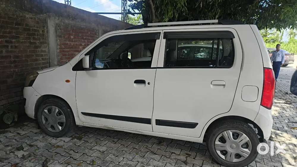 Maruti Suzuki Wagon R 1.0 2015 Petrol 129000 Km Driven