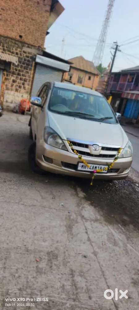 Toyota Innova 2005 Diesel 20000 Km Driven