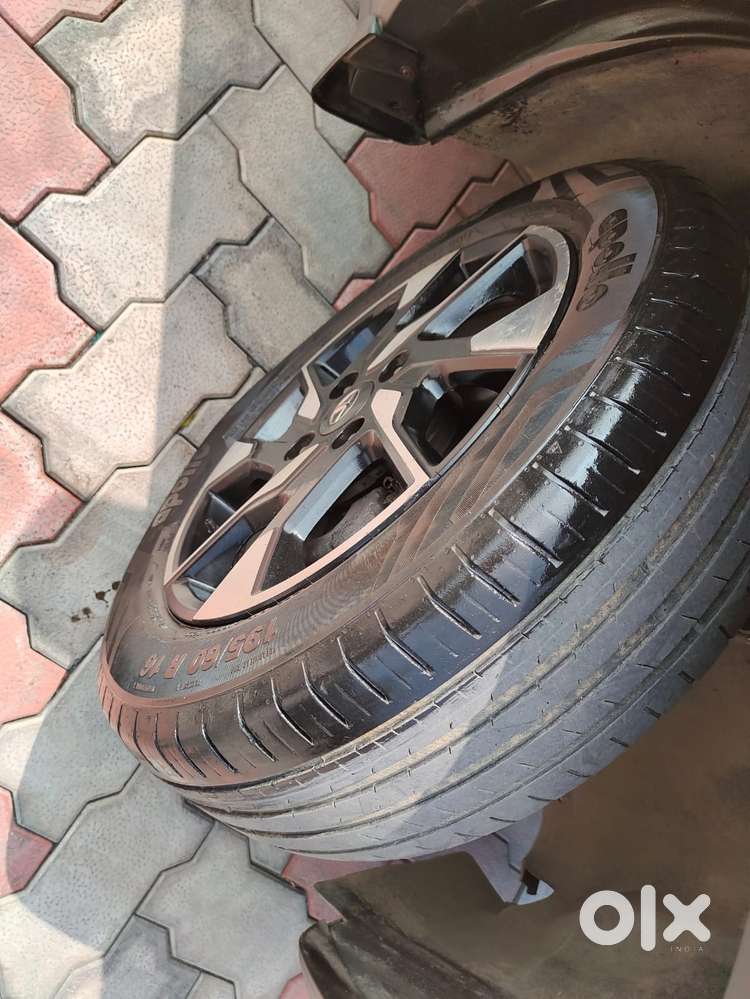 Tata Punch, 2023, Petrol