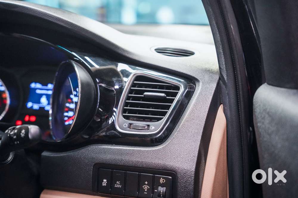 Kia Carnival Limousine, 2021, Diesel