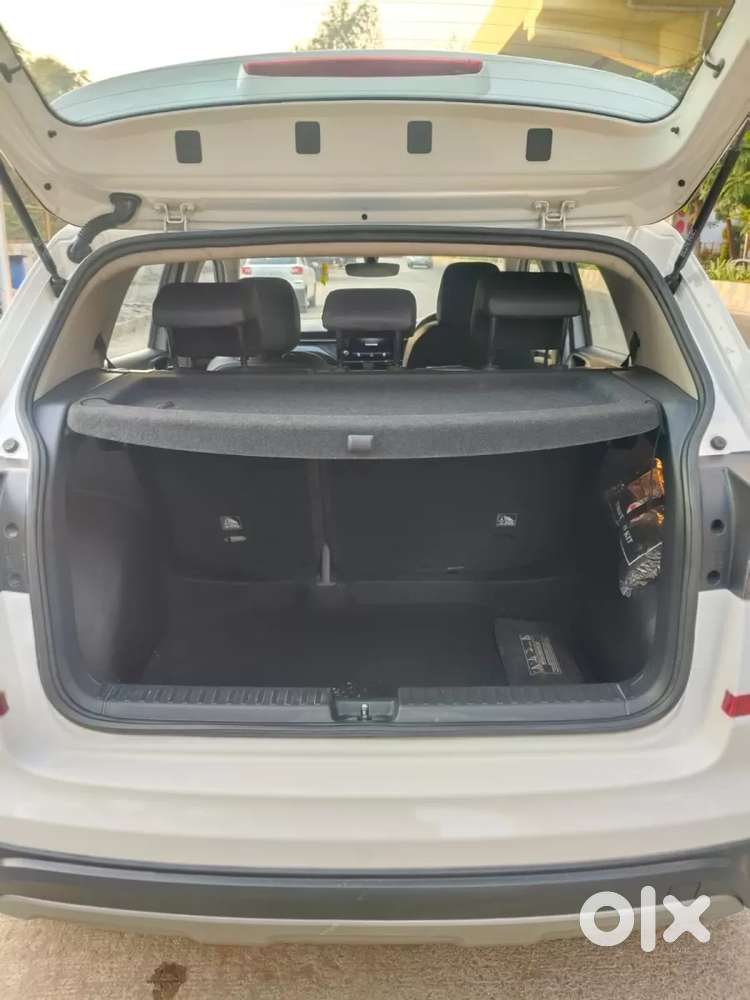 Skoda Kushaq Style 1.0l Tsi At, 2024, Petrol