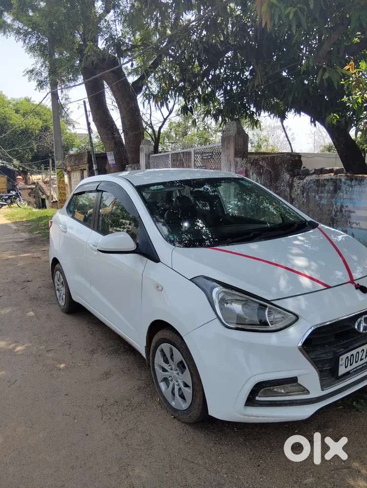 Hyundai Xcent 2018 Petrol