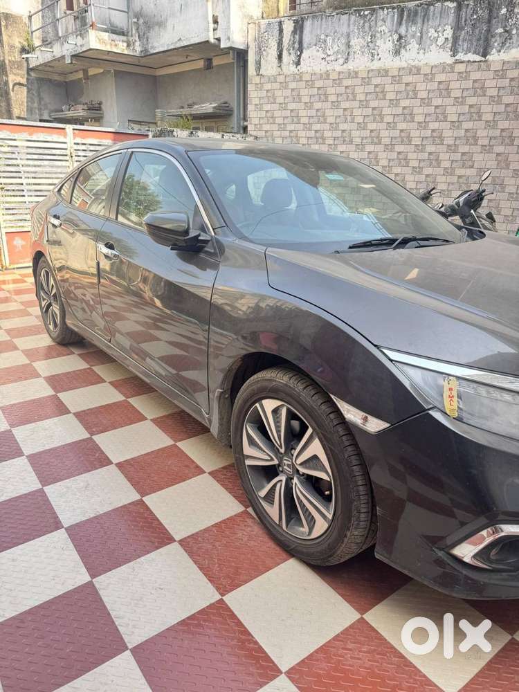 Honda Civic 2019 Cng & Hybrids 100000 Km Driven