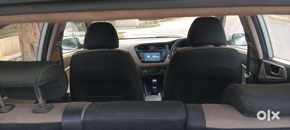 Hyundai I20 Petrol Asta Option, 2017, Petrol