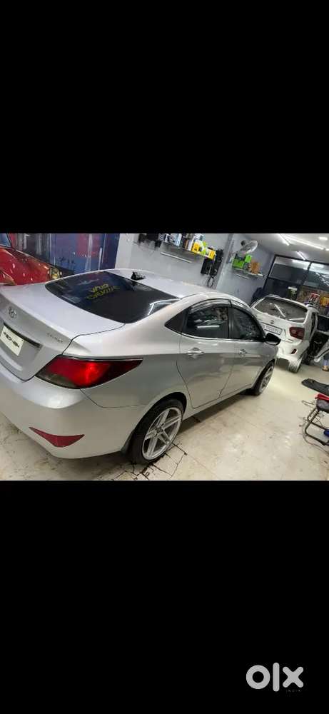 Hyundai Fluidic Verna 2015 Cng & Petrol  82145 Km Driven Neatandclean