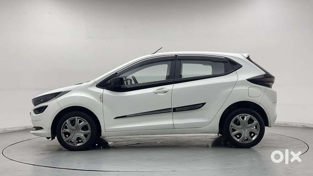 Tata Altroz 1.2 Xm, 2024, Petrol